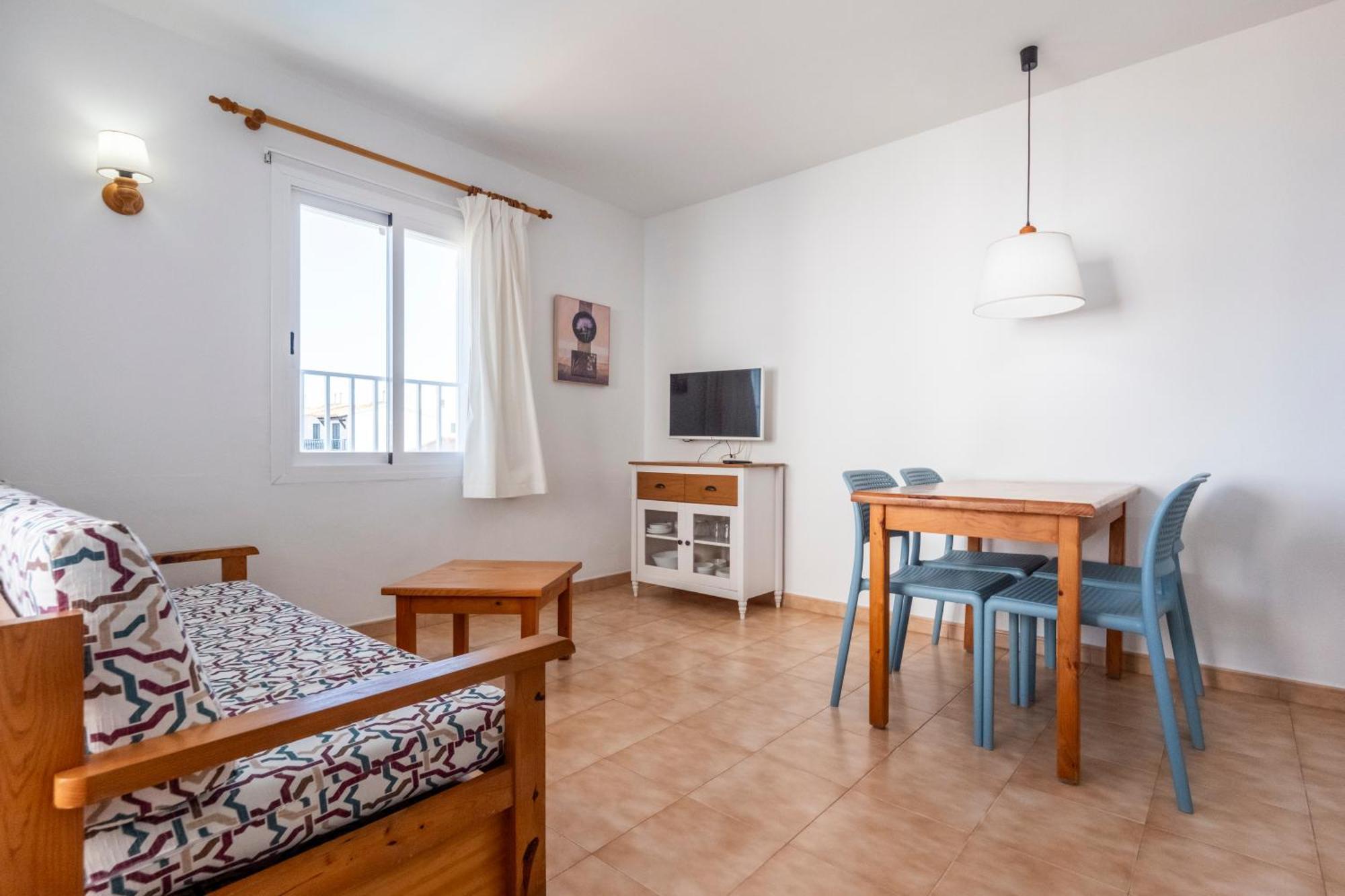 Apartamentos Sol Ponent Cala Blanca  Exterior foto